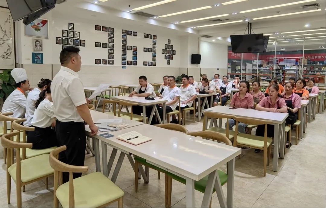 严守宁静关！尊龙凯时餐饮集团开展秋季食堂宁静专项检查事情